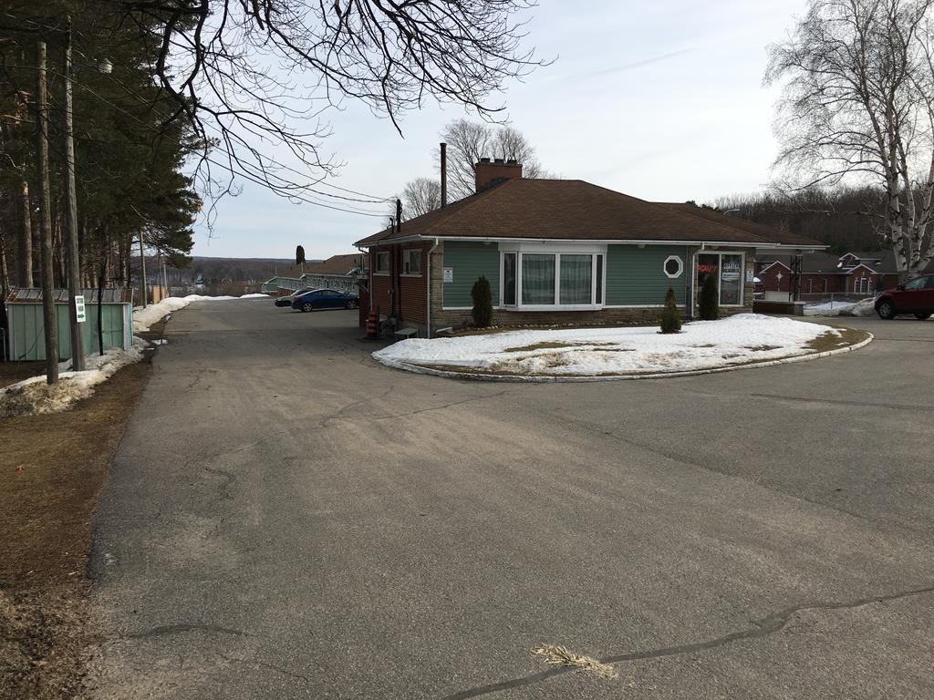 Shamrock Motel Мидленд Экстерьер фото