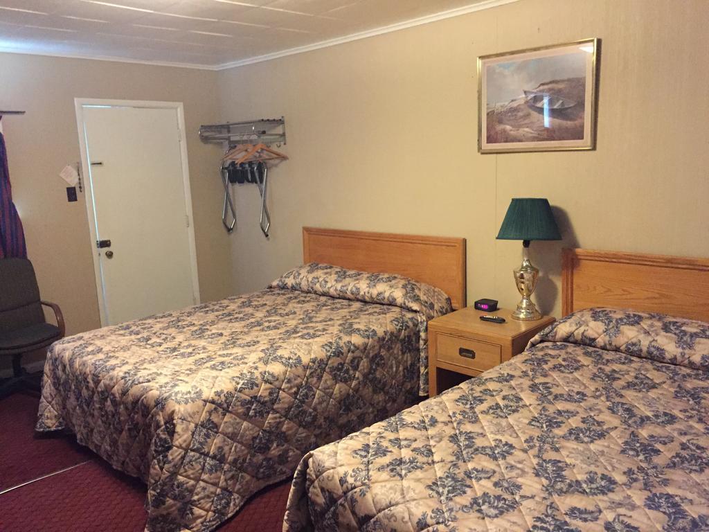 Shamrock Motel Мидленд Экстерьер фото