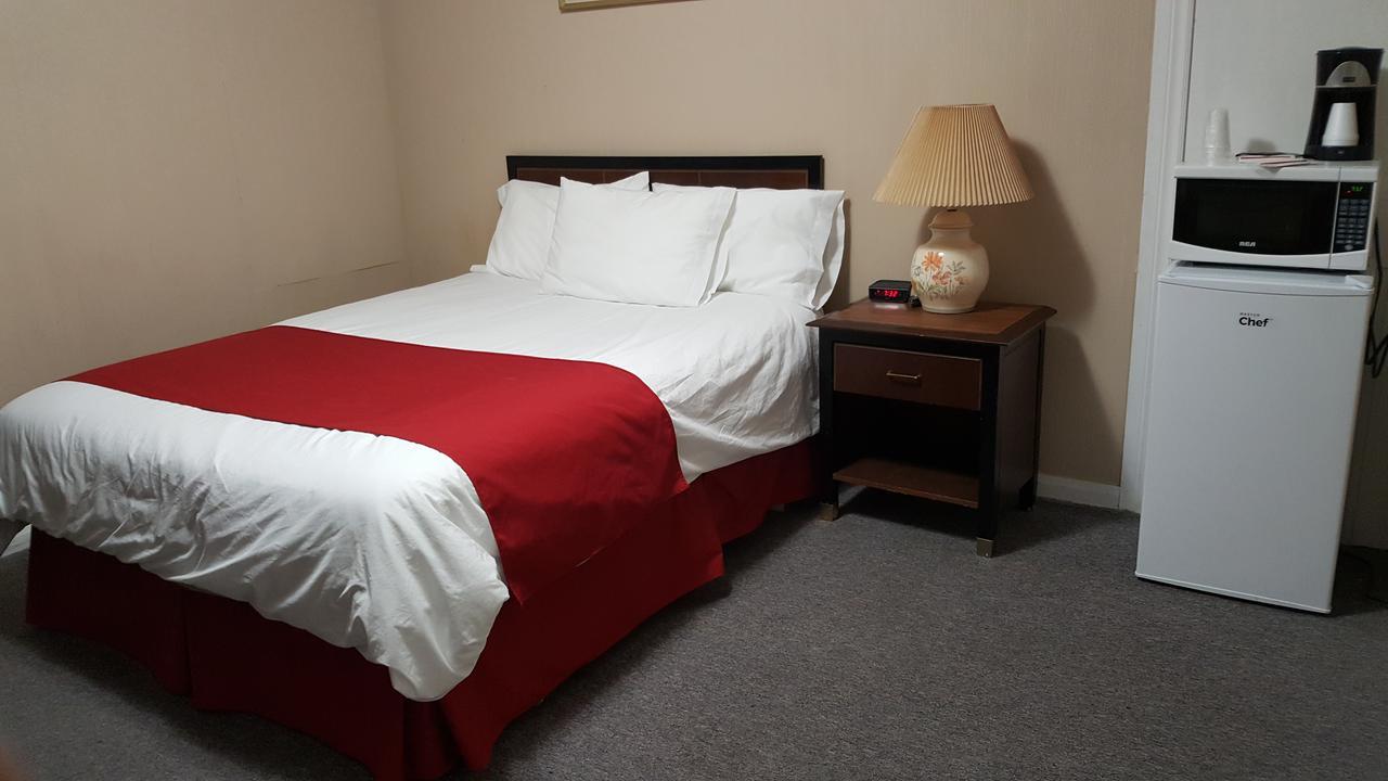 Shamrock Motel Мидленд Экстерьер фото