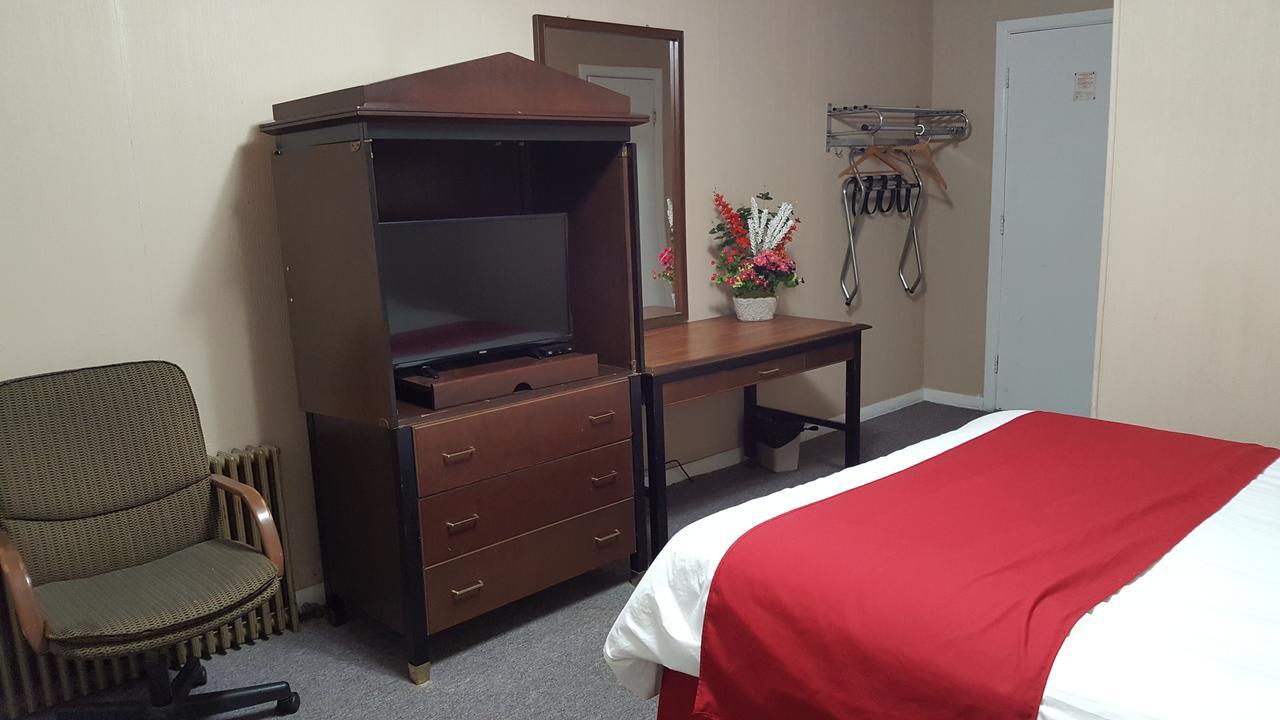 Shamrock Motel Мидленд Экстерьер фото