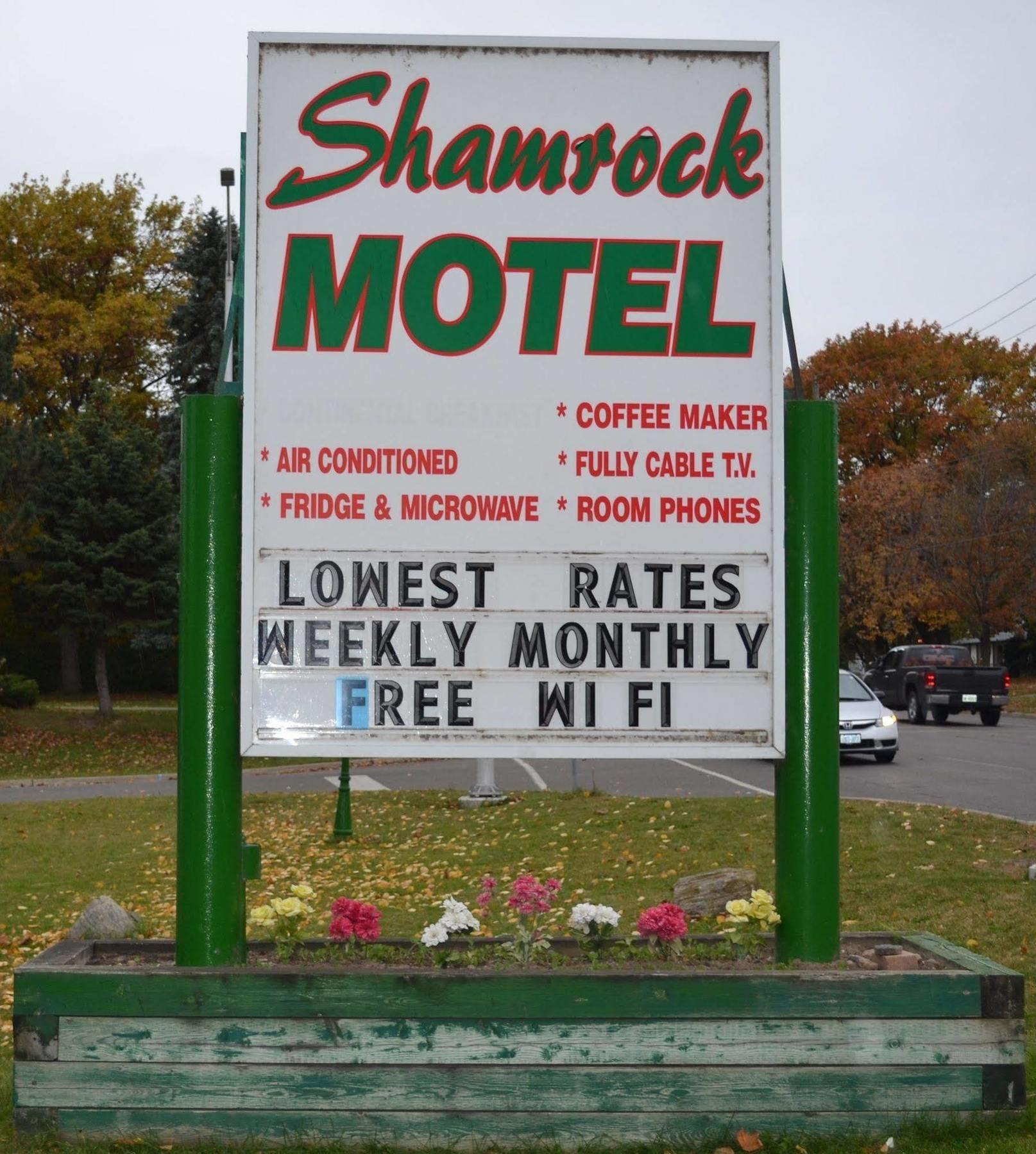 Shamrock Motel Мидленд Экстерьер фото